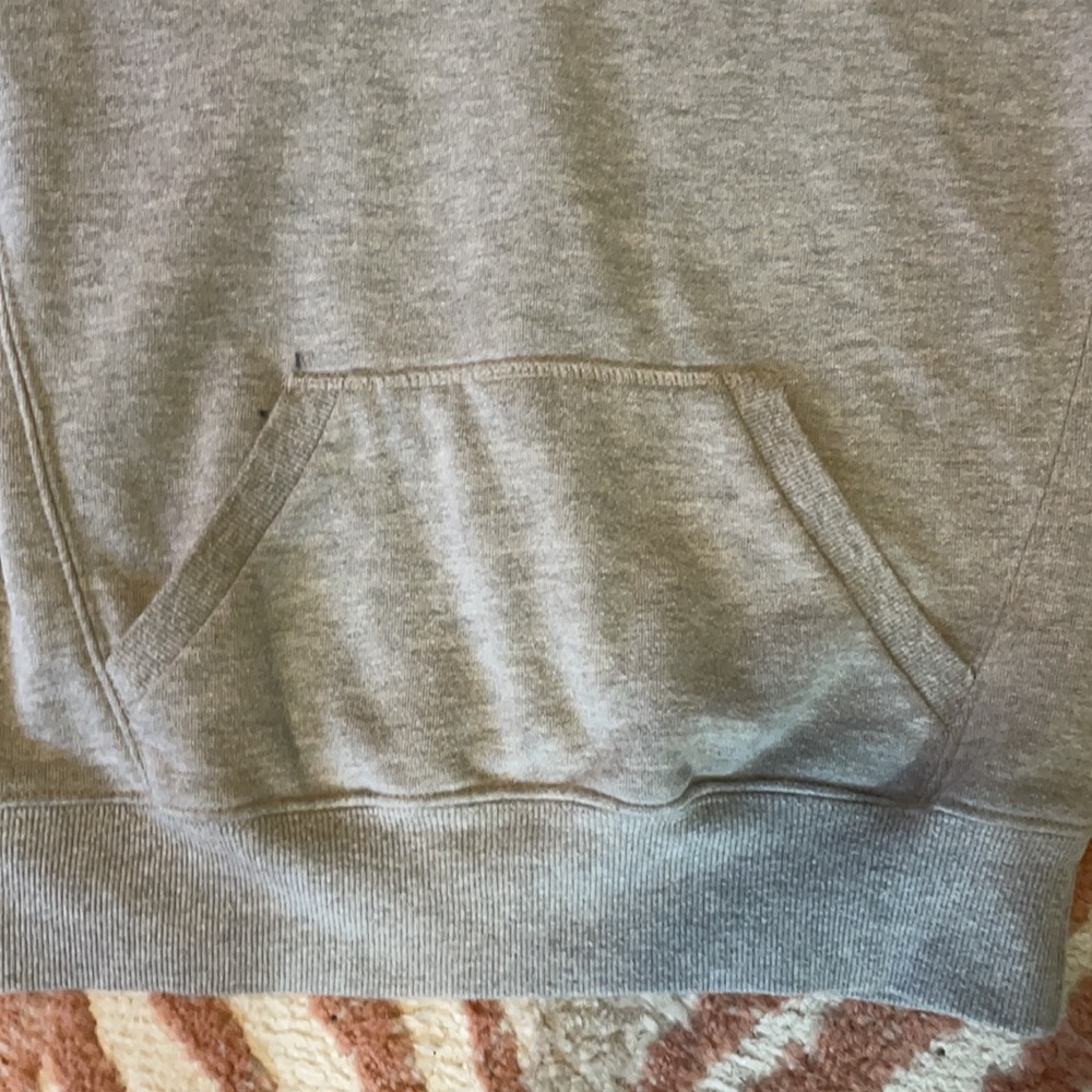 Gray champion hoodie - Picture 3 of 7
